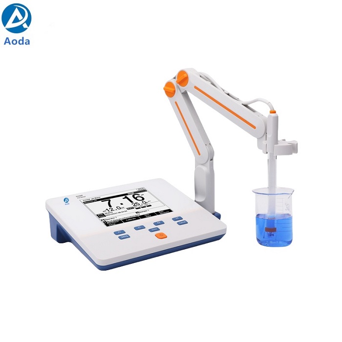 pH300F Benchtop pH meter